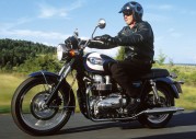 Triumph Bonneville T100